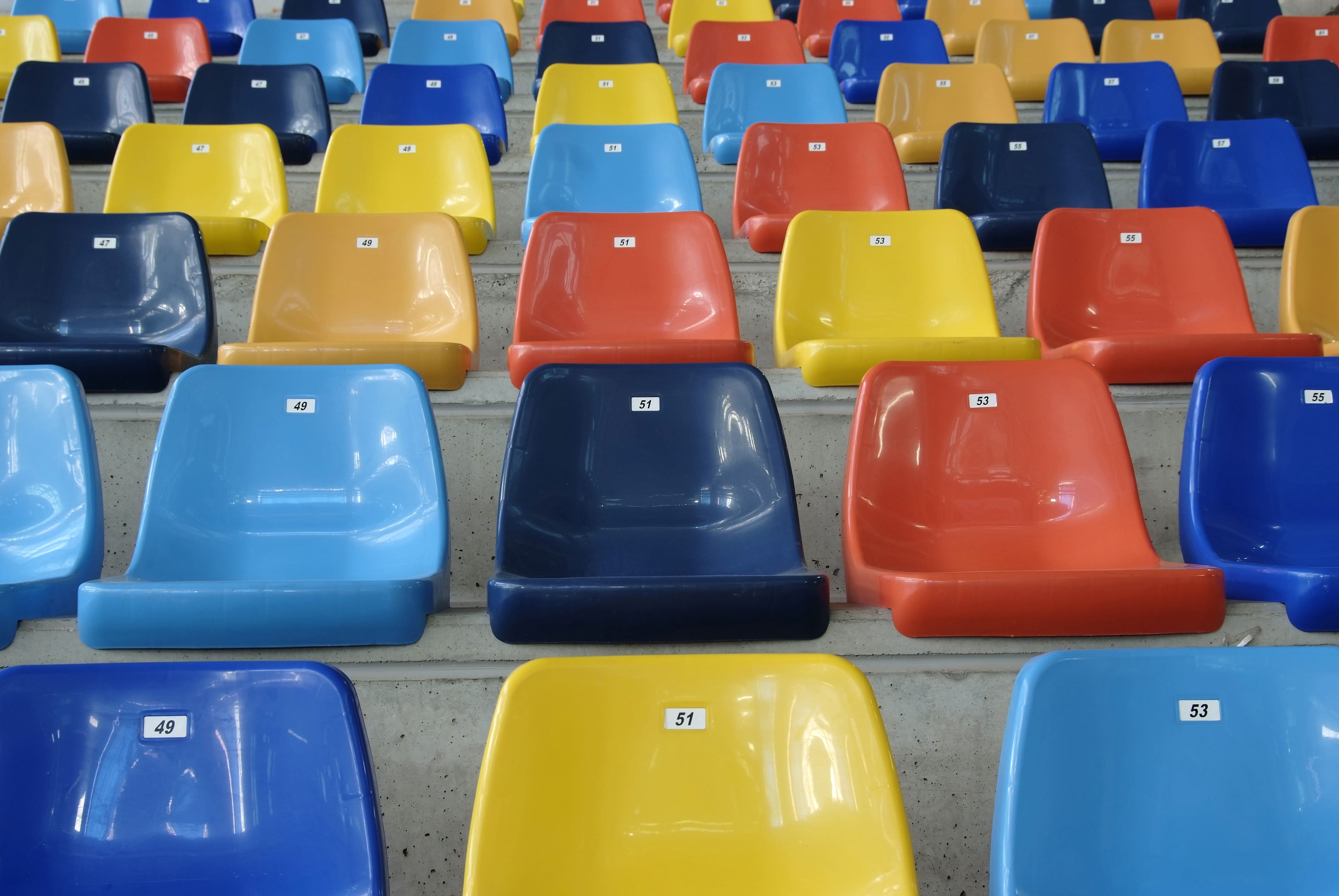 Vida útil de los asientos en estadios deportivos